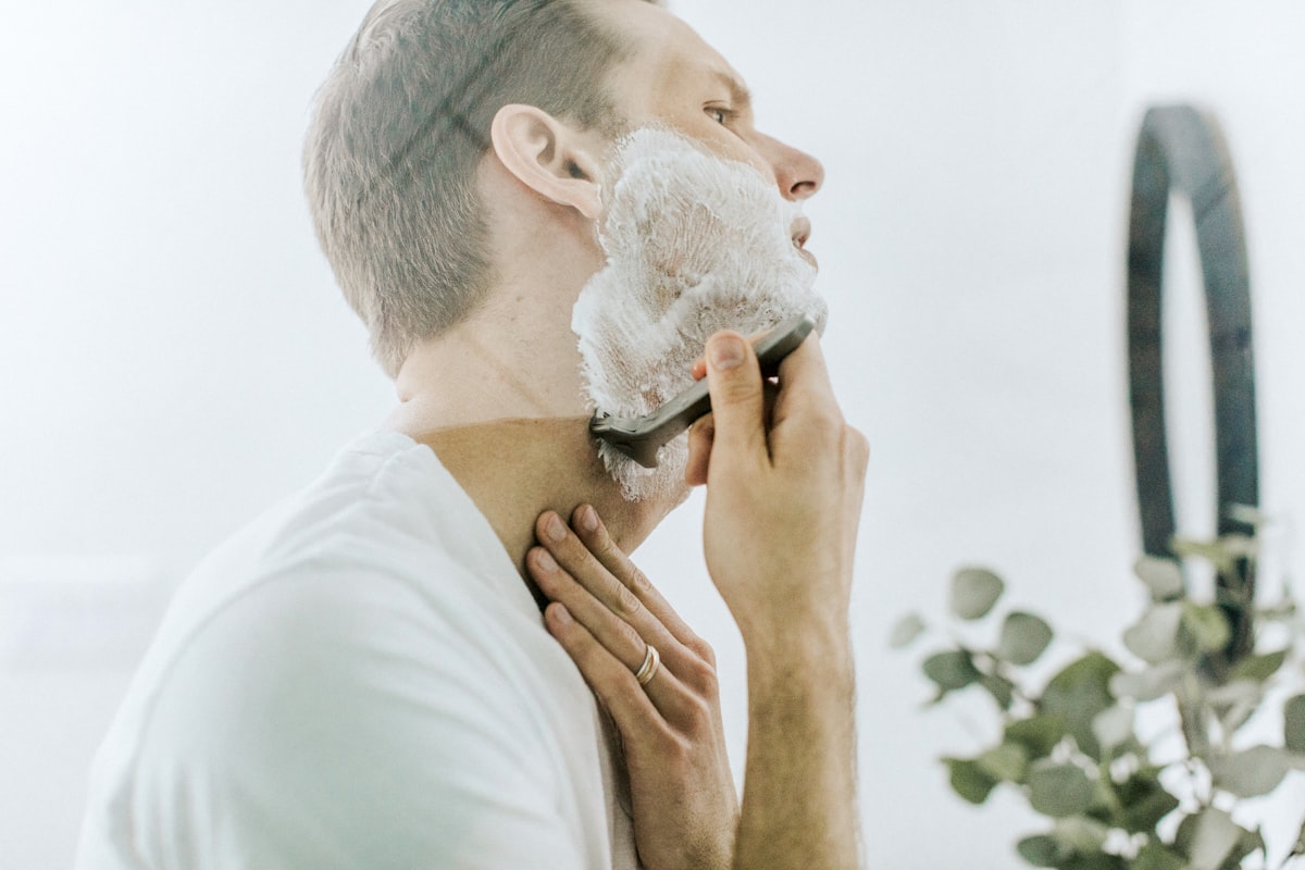 Styling paste for men's hair